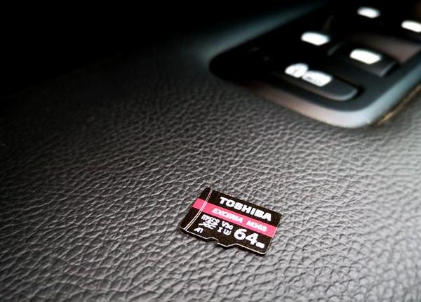 行车记录仪SD存储卡选择有门道，这样选择的SD卡才靠谱